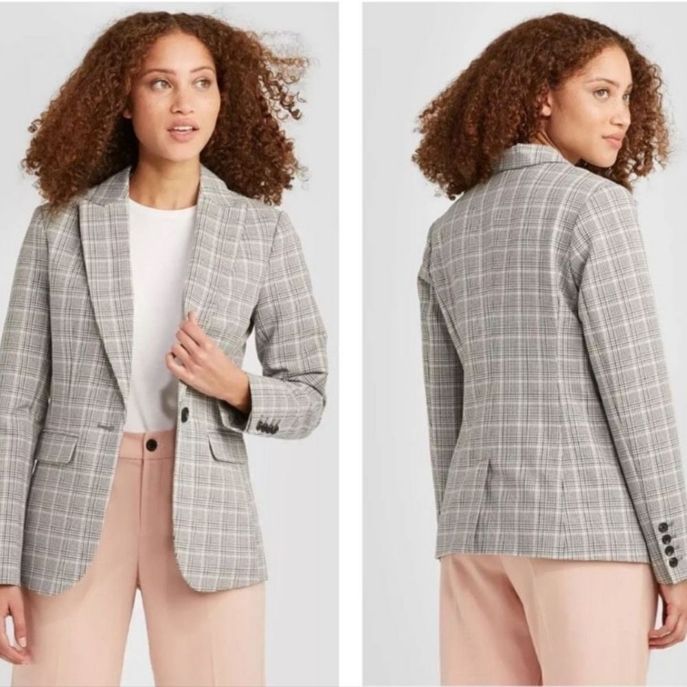 ☔️🩵A New Day Black, Gray, & White Plaid Blazer Size 8
